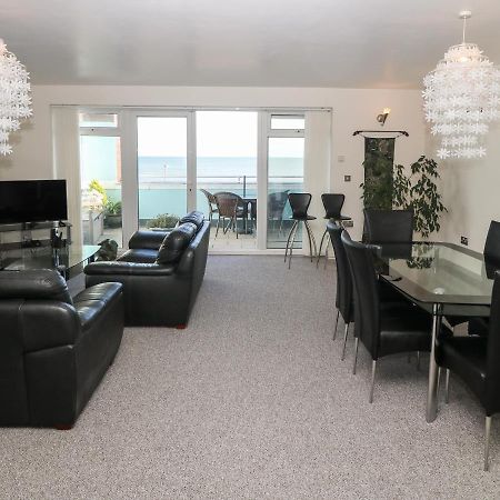 Sea View Apartment Pwllheli Dış mekan fotoğraf