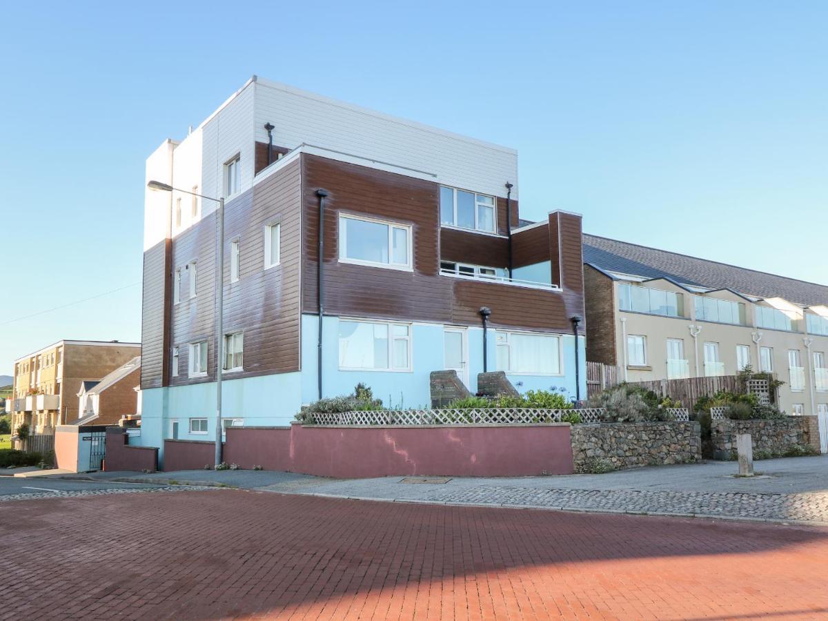 Sea View Apartment Pwllheli Dış mekan fotoğraf