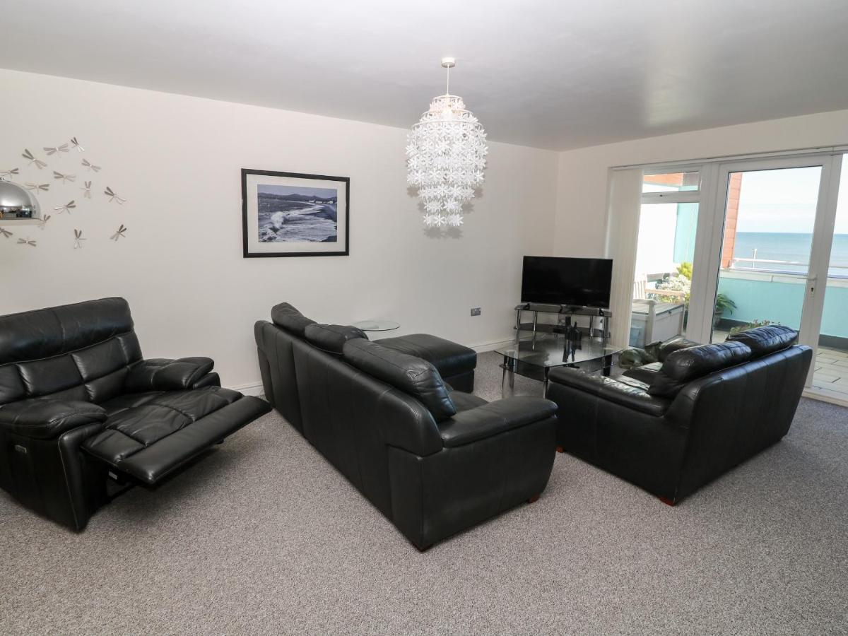 Sea View Apartment Pwllheli Dış mekan fotoğraf