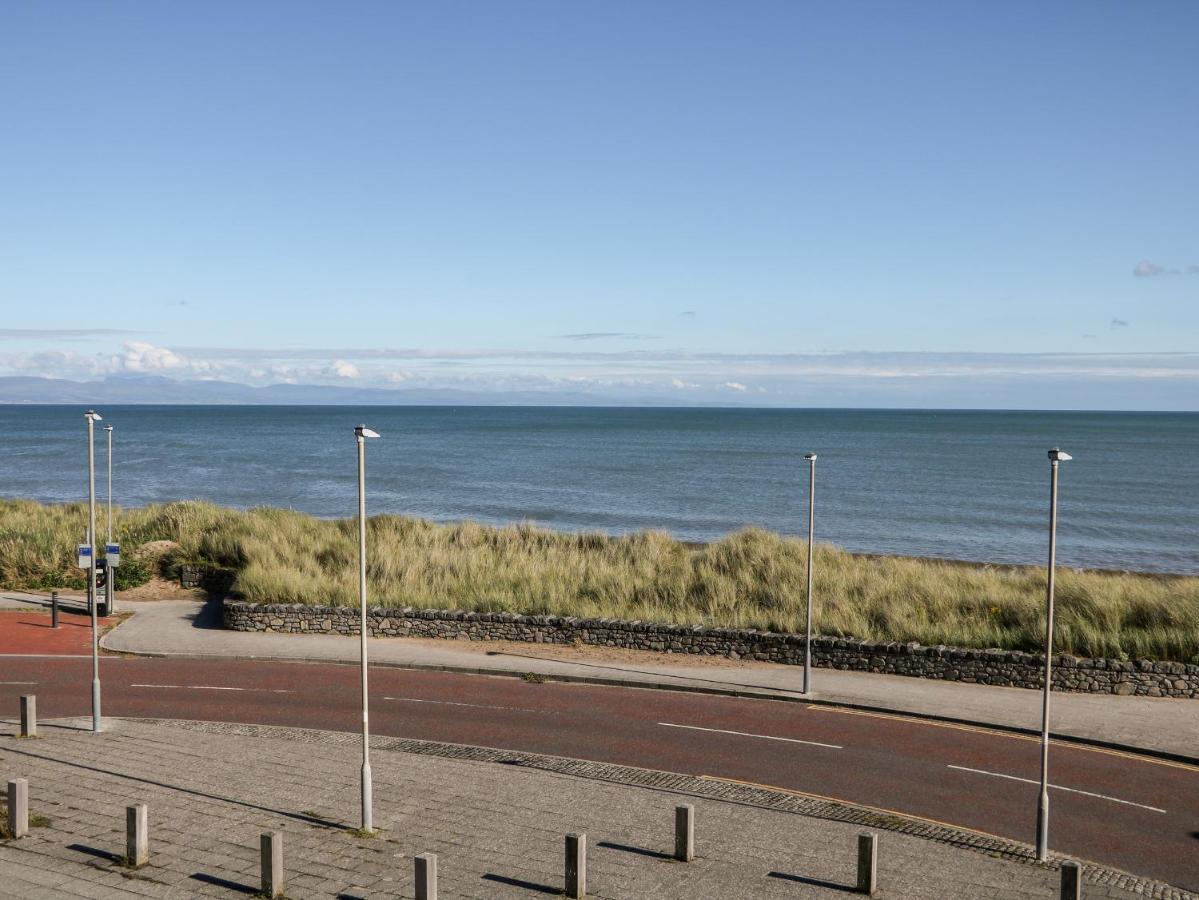Sea View Apartment Pwllheli Dış mekan fotoğraf